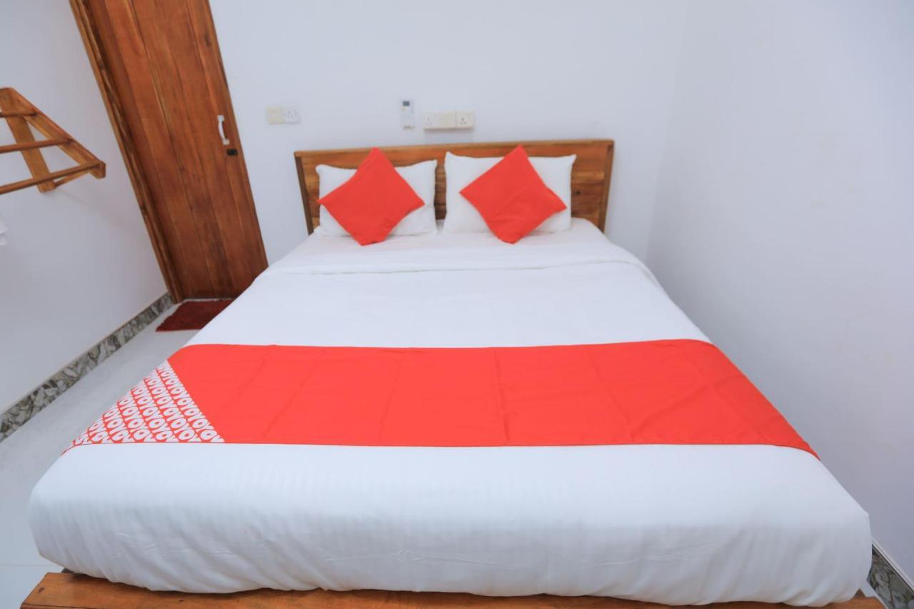 Trinco Star Cabana Trincomalee Eksteriør billede
