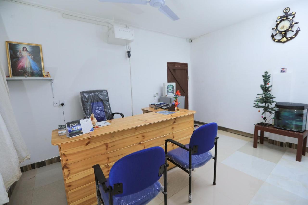 Trinco Star Cabana Trincomalee Eksteriør billede